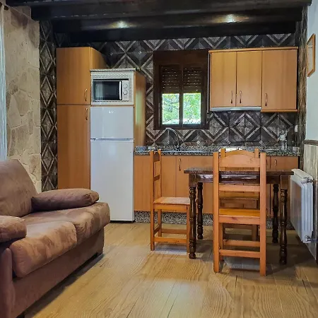 Complejo Turistico Canadas Casas De Campo- Actividades Gratuitas Todos Fines De Semana Country house Banos De Montemayor