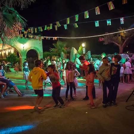 Complejo Turistico Canadas Casas De Campo- Actividades Gratuitas Todos Fines De Semana 컨트리하우스 바뇨스 데 몬테마요르