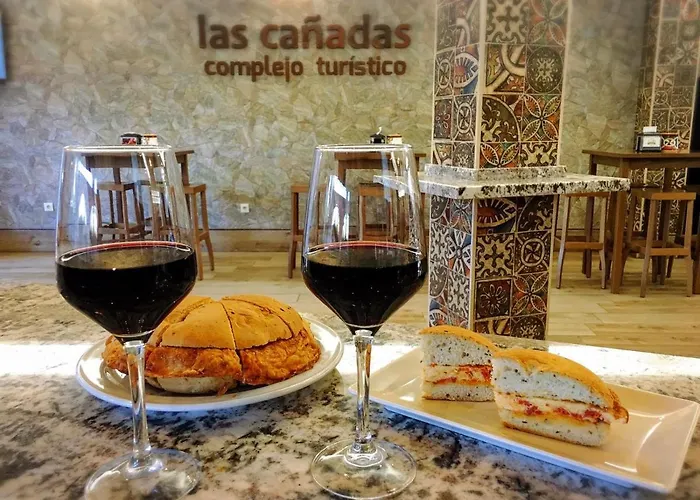 Complejo Turístico Cañadas Casas De Campo- Actividades Gratuitas Todos Fines De Semana Casa rural Banos De Montemayor