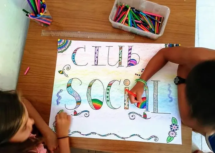 Complejo Turistico Canadas Casas De Campo- Actividades Gratuitas Todos Fines De Semana カントリーハウス バーニョス・デ・モンテマヨール